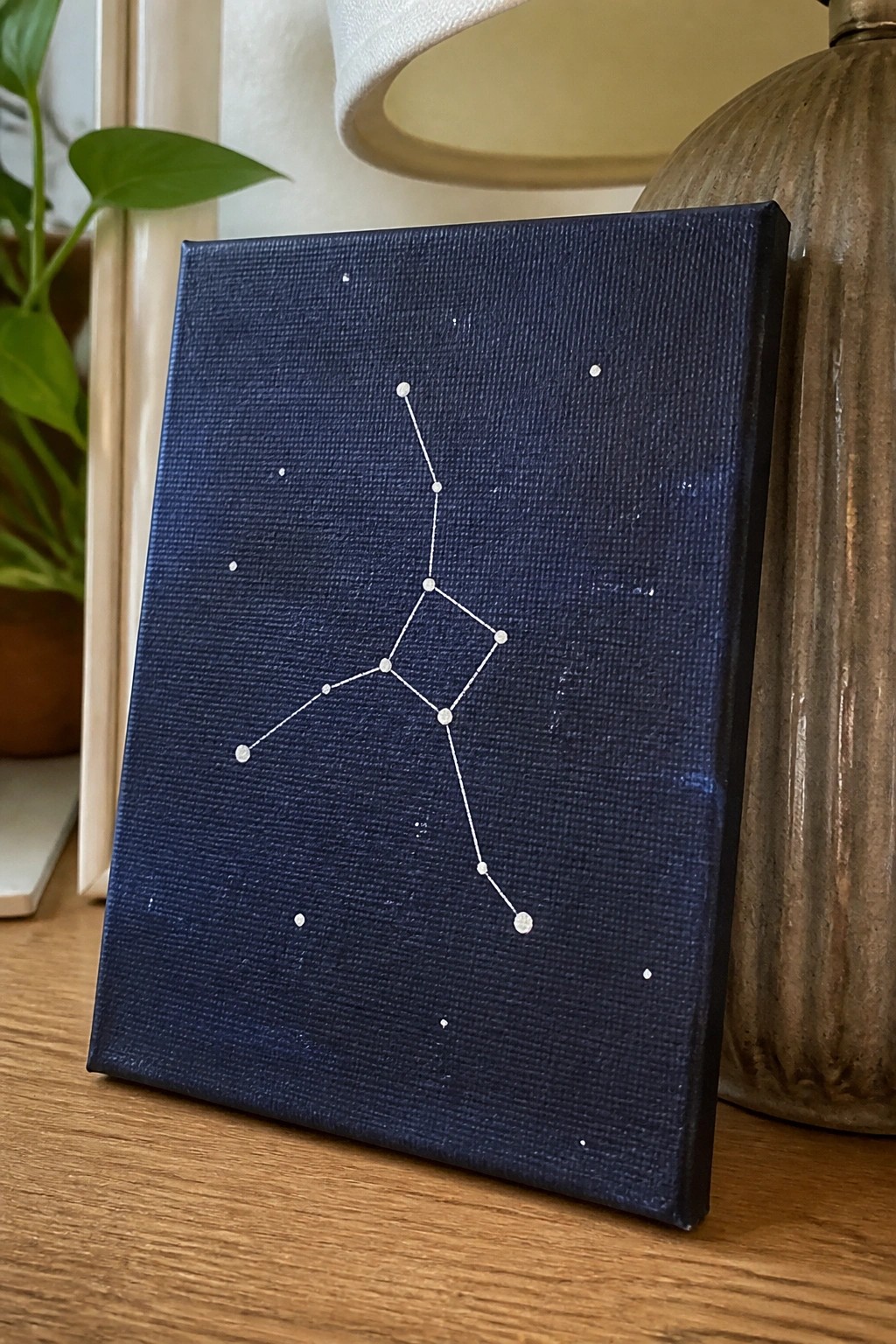 A small dark blue canvas shows a constellation of white dots connected by thin lines with scattered small white dots around it.